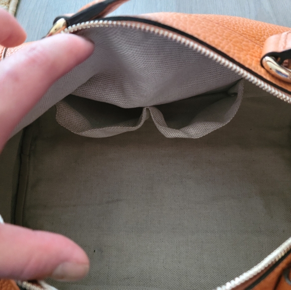 Gucci Soho Logo Boston Bag - Picture 9 of 14